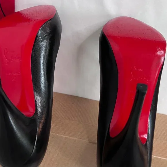 Christian Louboutin Feticha Pumps - Picture 12 of 13